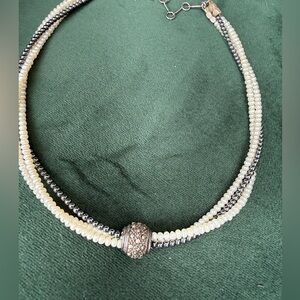 Elegant Pearl and Black Beaded Necklace